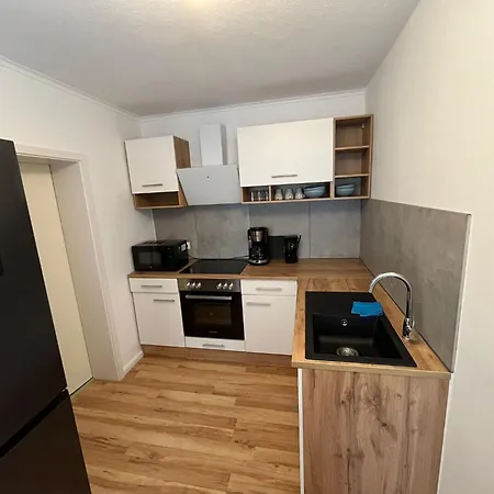 Apartment Zentral Gelegene Erdgeschoss-wohnungen Mit Bequemer Erreichbarkeit *