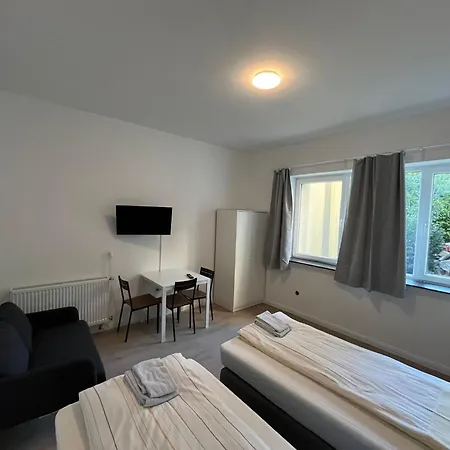 Apartment Zentral Gelegene Erdgeschoss-wohnungen Mit Bequemer Erreichbarkeit *