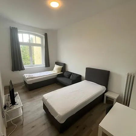 Appartement Zentral Gelegene Erdgeschoss-wohnungen Mit Bequemer Erreichbarkeit Neumünster