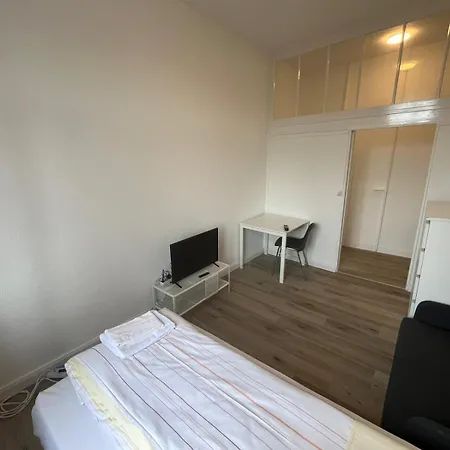 Zentral Gelegene Erdgeschoss-wohnungen Mit Bequemer Erreichbarkeit Neumünster