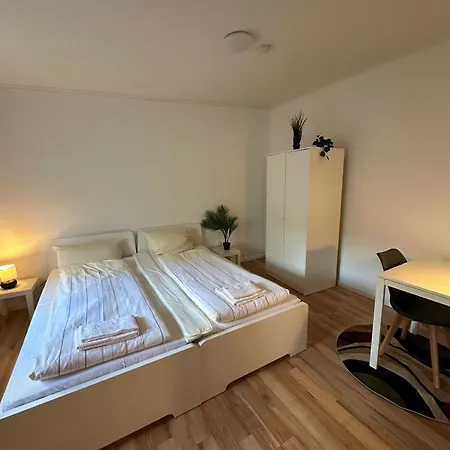 Appartement Zentral Gelegene Erdgeschoss-wohnungen Mit Bequemer Erreichbarkeit Neumünster