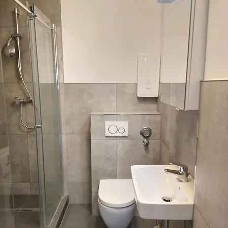 Zentral Gelegene Erdgeschoss-wohnungen Mit Bequemer Erreichbarkeit Neumünster