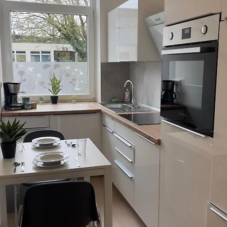 Zentral Gelegene Erdgeschoss-wohnungen Mit Bequemer Erreichbarkeit Neumünster